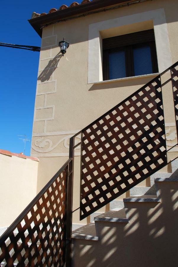 Apartamentos Rurales El Trillo Malpartida De Plasencia Exterior photo
