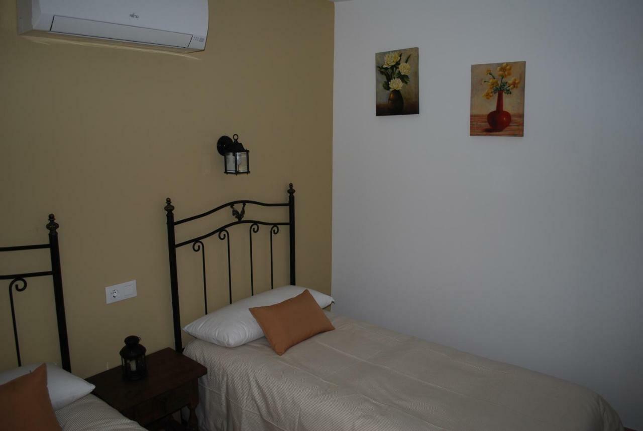 Apartamentos Rurales El Trillo Malpartida De Plasencia Exterior photo